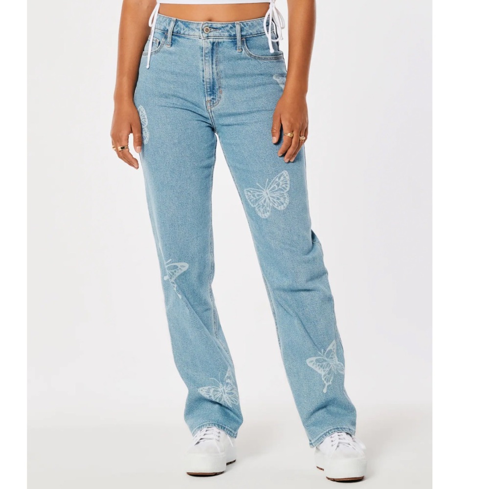 Hollister Light Blue Butterfly Straight Leg High rise dad Jeans size 25